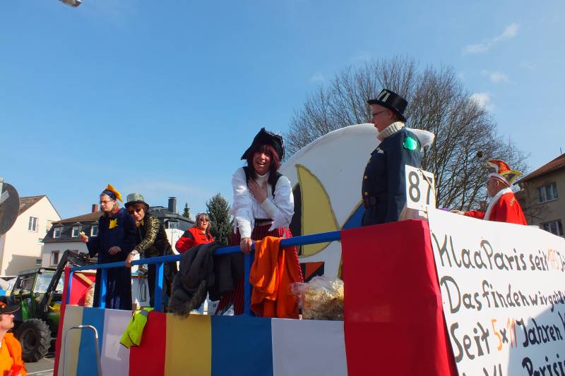 Klaa Paris - Fastnachtszug 2014 014.jpg