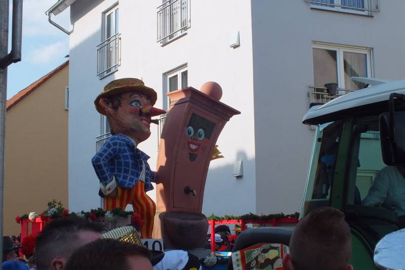 Klaa Paris - Fastnachtszug 2014 099.jpg