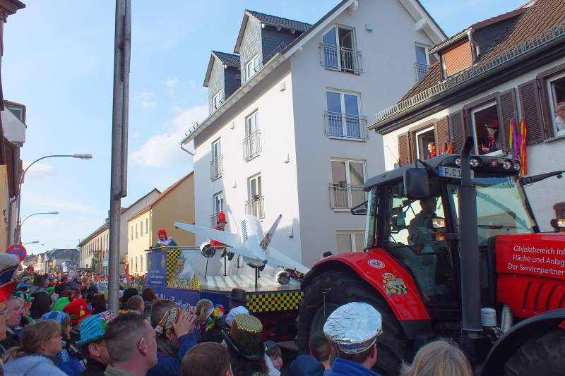 Klaa Paris - Fastnachtszug 2014 117.jpg