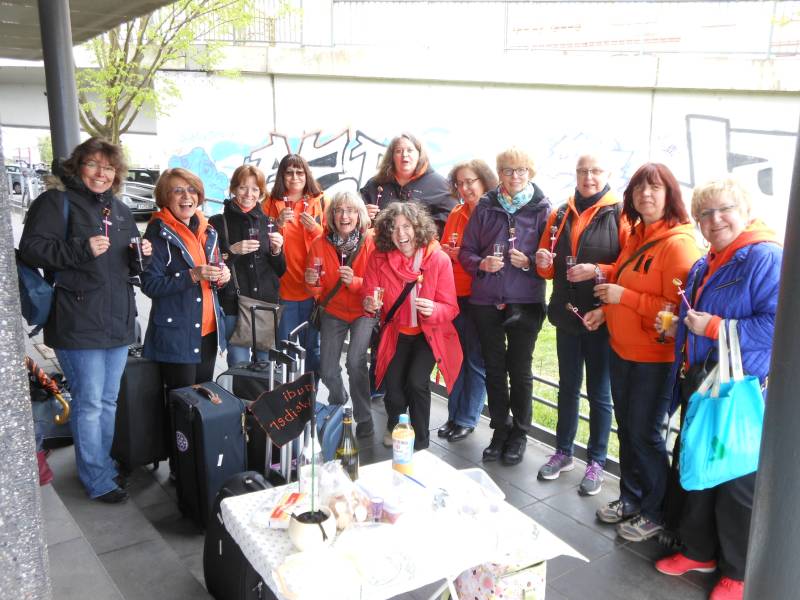 Gaudiweiber  (2).jpg